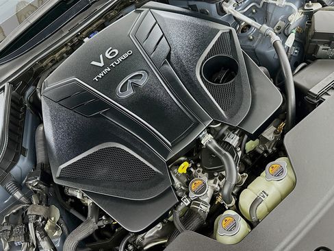 Used 2024 INFINITI Q50 Red Sport 400 image 32