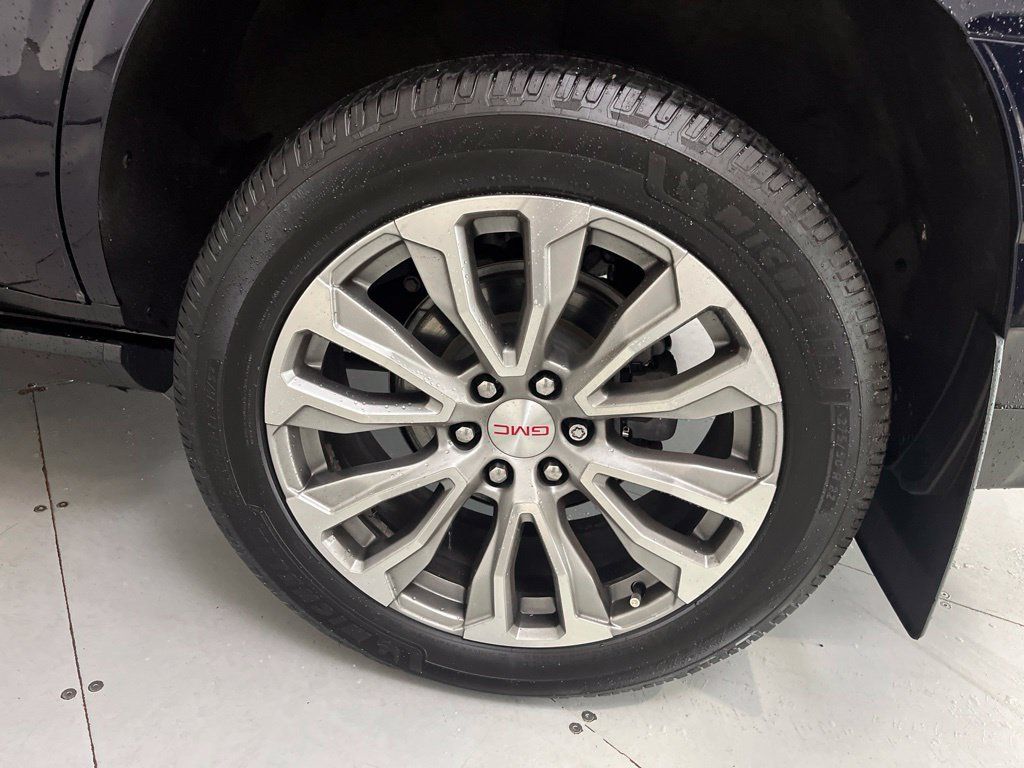 Used 2022 GMC Yukon Denali AWD/4WD image 15