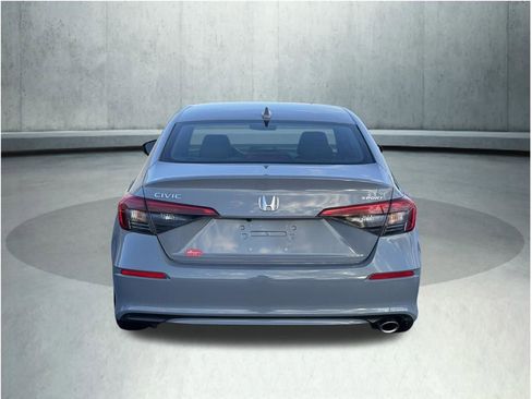 Used 2024 Honda Civic Sport image 9