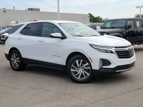 Used 2022 Chevrolet Equinox LT FWD image 32