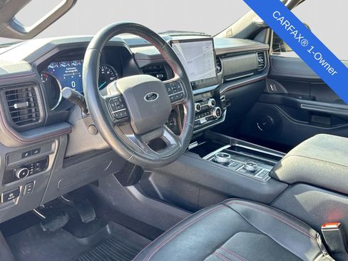Used 2023 Ford Expedition Limited AWD/4WD image 2