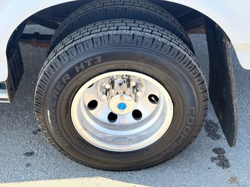 Used 1994 Ford F350 2WD SuperCab DRW image 21