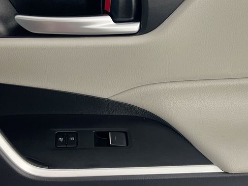 Used 2024 Toyota RAV4 XLE image 32