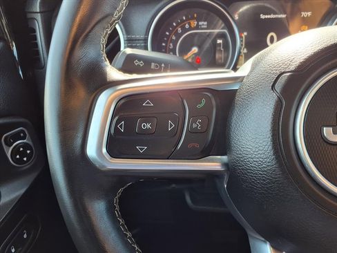 Used 2020 Jeep Gladiator Overland image 10