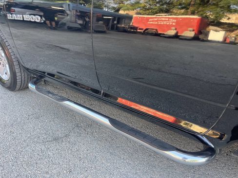 Used 2012 RAM 1500 Classic SLT image 30