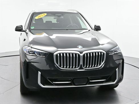 Used 2024 BMW X5 xDrive40i AWD/4WD image 2