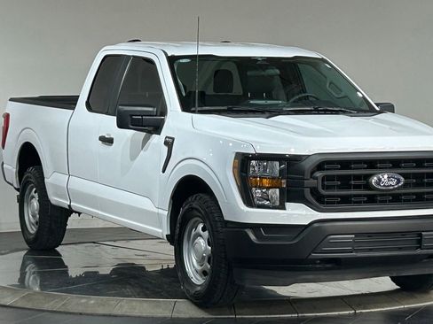 Used 2023 Ford F150 XL RWD image 2
