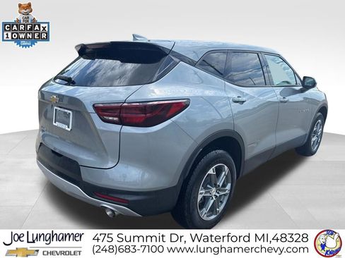 Used 2024 Chevrolet Blazer LT FWD image 3