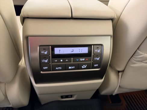 Used 2021 Lexus GX 460 Luxury w/ Sport Design Package image 36