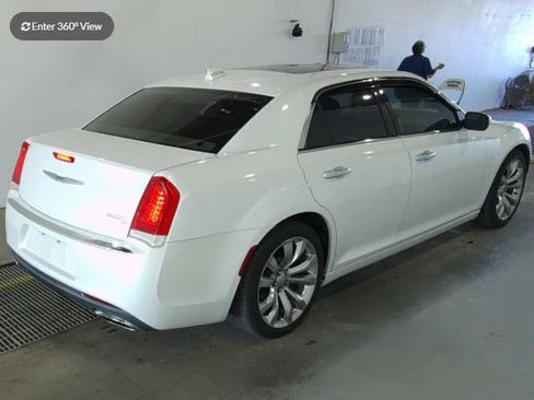 Used 2015 Chrysler 300 C w/ Light Group RWD image 2