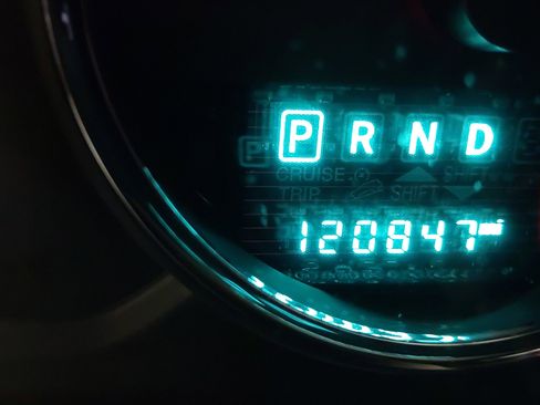 Used 2017 Jeep Wrangler Unlimited Sahara w/ Dual Top Group image 19