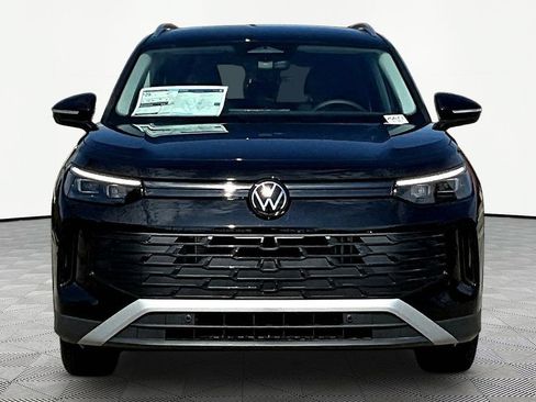 Used 2026 Volkswagen Tiguan S FWD image 2