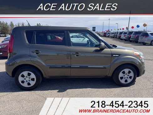 Used 2013 Kia Soul FWD image 6