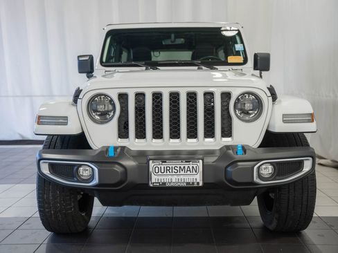 Used 2023 Jeep Wrangler Unlimited Sahara w/ Cold Weather Group AWD/4WD image 2