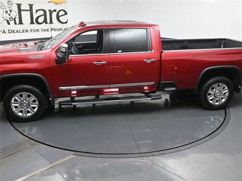 Used 2024 Chevrolet Silverado 2500 High Country w/ High Country Premium Package image 41