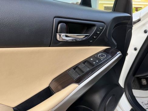 Used 2014 Lexus IS 350 AWD w/ Luxury Package w/Brown Wood image 40
