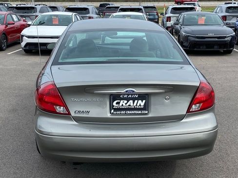 Used 2003 Ford Taurus SES image 16