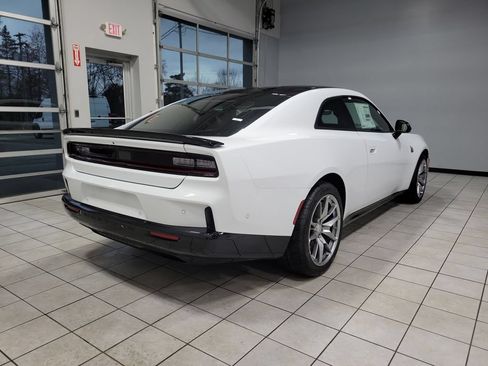 New 2026 Dodge Charger Daytona Scat Pack w/ Track Package AWD/4WD image 7