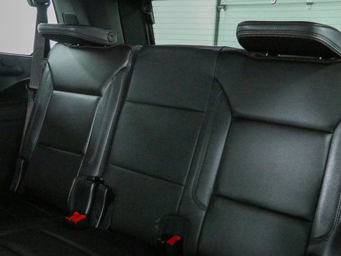 Used 2023 Chevrolet Tahoe High Country w/ Advanced Technology Package AWD/4WD image 31