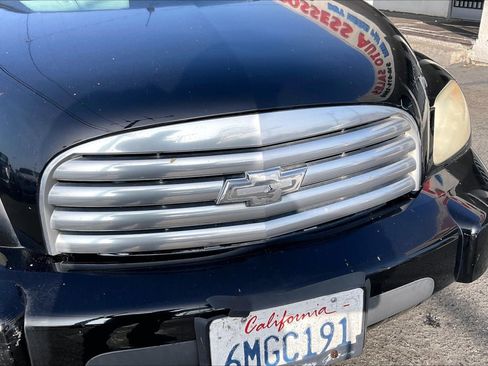 Used 2010 Chevrolet HHR LT image 27