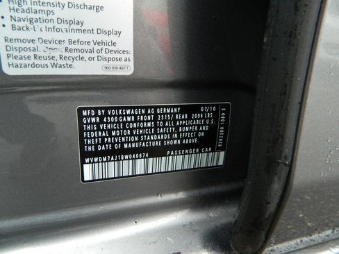 Used 2011 Volkswagen Golf TDI FWD image 25