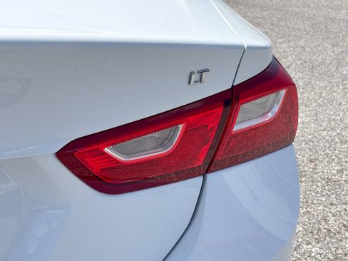Used 2024 Chevrolet Malibu LT FWD image 14
