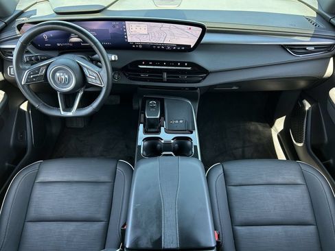 Used 2025 Buick Enclave Sport Touring FWD image 20