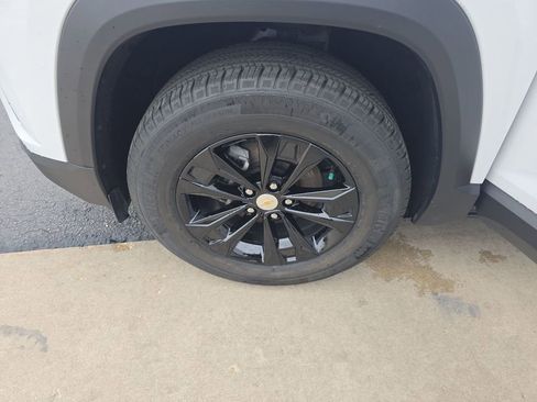 Certified 2025 Chevrolet Equinox LT AWD/4WD image 32