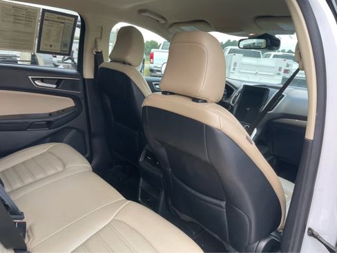 Used 2024 Ford Edge SEL AWD/4WD image 25