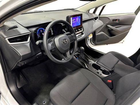 New 2026 Toyota Corolla LE image 9