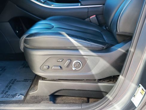 Used 2024 Hyundai Palisade Calligraphy FWD image 23