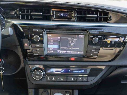 Used 2016 Toyota Corolla S FWD image 19
