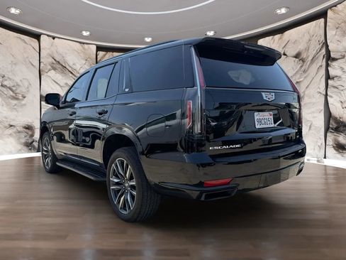 Used 2022 Cadillac Escalade Sport image 8