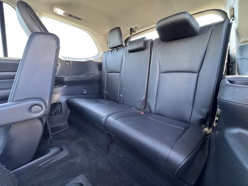 Used 2024 Toyota Grand Highlander Platinum image 21