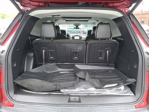 Used 2020 Chevrolet Traverse RS w/ LPO, Floor Liner Package image 30