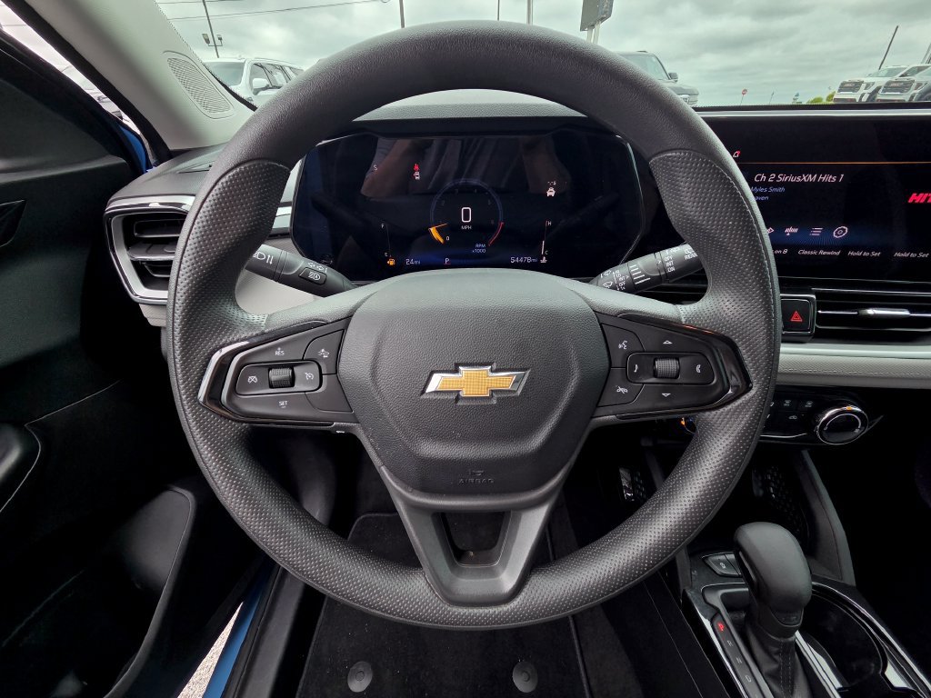 Used 2024 Chevrolet TrailBlazer LT w/ Driver Confidence Package FWD image 14