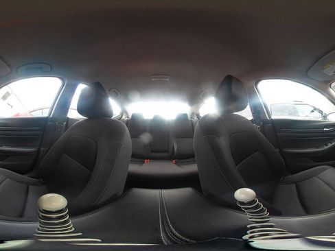 Used 2025 Nissan Altima 2.5 SV FWD image 42