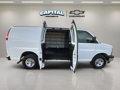 Used 2024 Chevrolet Express 2500 Work Van w/ Driver Convenience Package image 36