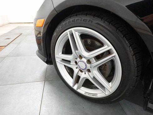 Used 2013 Mercedes-Benz E 350 4MATIC Sedan image 28