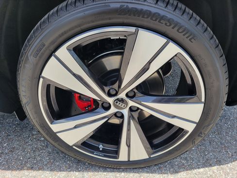 New 2026 Audi SQ5 Premium Plus AWD/4WD image 36