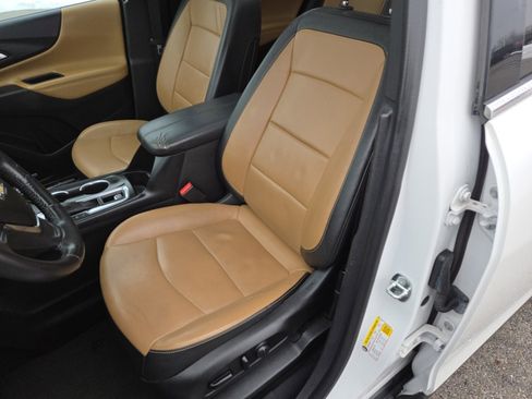 Used 2018 Chevrolet Equinox Premier image 25