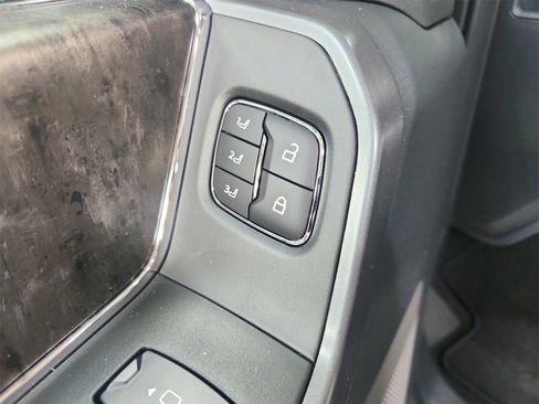 New 2026 Ford F250 Lariat image 21