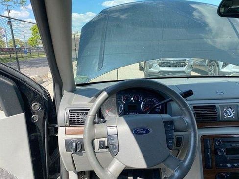Used 2004 Ford Freestar Limited FWD image 30