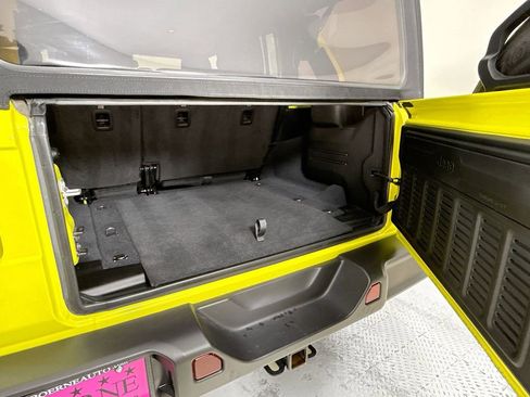Used 2024 Jeep Wrangler Sahara image 25
