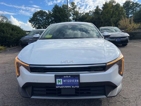 New 2025 Kia K4 EX image 6