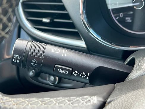 Used 2020 Buick Encore Preferred FWD image 32