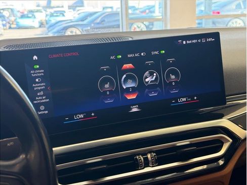 Used 2023 BMW i4 eDrive35 image 11