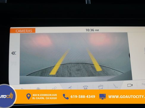 Used 2017 Land Rover Range Rover Sport HSE image 11