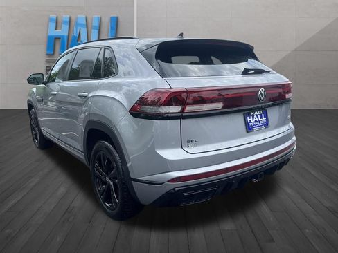 Certified 2025 Volkswagen Atlas Cross Sport SEL R-Line AWD/4WD image 4