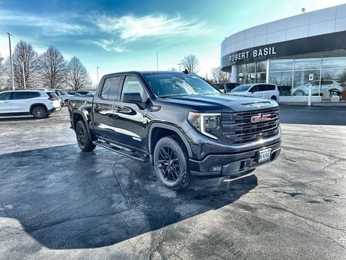 Used 2024 GMC Sierra 1500 Elevation w/ X31 Off-Road Package image 2